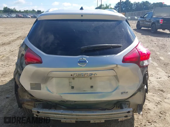 ✅ 2019 Nissan Kicks SV • VIN: 3N1CP5CU9KL551119 • Лот: 45362391. Опубліковано раніше на IAAI з пробігом 198 001 миль. Безкоштовний доступ до архіву аукціонних продажів зі США та докладний звіт про історію автомобіля на DreamBid. Зображення 6.