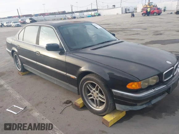 ✅ 2000 BMW 7 Series 740iL • VIN: WBAGH8348YDP06655 • Лот: 44006346. Опубліковано раніше на IAAI з пробігом 169 677 миль. Безкоштовний доступ до архіву аукціонних продажів зі США та докладний звіт про історію автомобіля на DreamBid. Зображення 1.