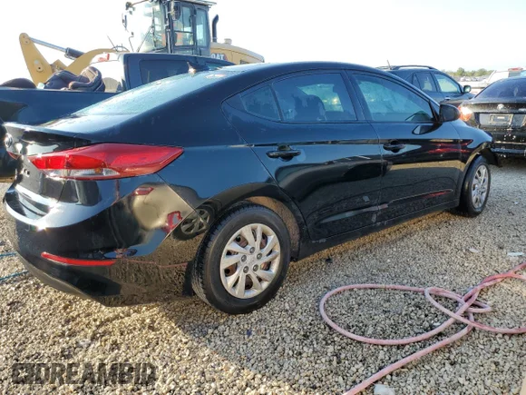 ✅ 2018 Hyundai Elantra SE • VIN: 5NPD74LF8JH390483 • Lot: 69791932. Wystawiony na Copart z przebiegiem 77 950 mil. Bezpłatny archiwum sprzedaży aukcyjnych z USA i szczegółowy raport historii pojazdu na DreamBid. Zdjęcie 3.