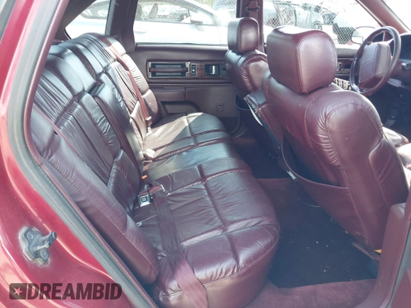 ✅ 1996 Chevrolet Caprice 1SA Special Value • VIN: 1G1BL52P2TR170330 • Lot: 42179740. Wystawiony na IAAI z przebiegiem 169 555 mil. Bezpłatny archiwum sprzedaży aukcyjnych z USA i szczegółowy raport historii pojazdu na DreamBid. Zdjęcie 8.
