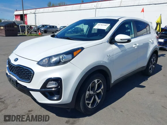 ✅ 2021 Kia Sportage LX • VIN: KNDPMCAC2M7890169 • Lot: 44785982. Wystawiony na IAAI z przebiegiem 126 668 mil. Bezpłatny archiwum sprzedaży aukcyjnych z USA i szczegółowy raport historii pojazdu na DreamBid. Zdjęcie 2.