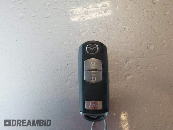 ✅ 2017 Mazda 3 Touring • VIN: 3MZBN1L71HM120680 • Лот: 45104621. Опубліковано раніше на IAAI з пробігом Не вказано. Безкоштовний доступ до архіву аукціонних продажів зі США та докладний звіт про історію автомобіля на DreamBid. Зображення 11.