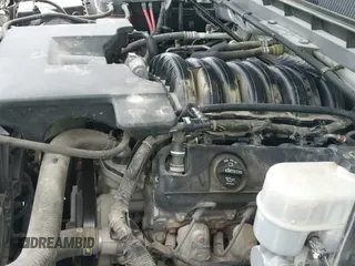 2016 Chevrolet Silverado 1500 LS z VIN 1GCNKNEC7GZ329977, wystawiony jako IAAI lot #43073469 z przebiegiem 174 918 mil mil oraz . Historia ofert i sprzedaży dostępna na DreamBid. Obrazek 20.