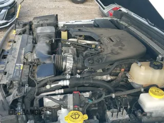 ✅ 2018 Jeep Wrangler Unlimited Sahara • VIN: 1C4HJXEG7JW112162 • Lot: 42468317. Wystawiony na IAAI z przebiegiem 43 151 mil. Bezpłatny archiwum sprzedaży aukcyjnych z USA i szczegółowy raport historii pojazdu na DreamBid. Zdjęcie 23.