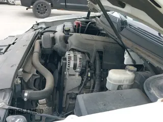 2014 Chevrolet Suburban LT z VIN 1GNSCJE02ER153469, wystawiony jako IAAI lot #42481563 z przebiegiem 249 441 mil mil oraz . Historia ofert i sprzedaży dostępna na DreamBid. Obrazek 21.