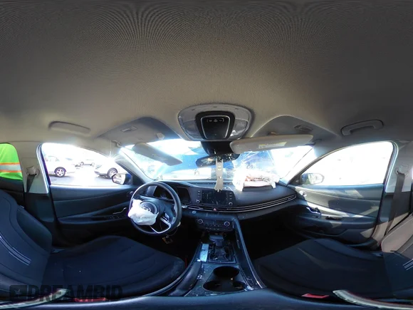 ✅ 2021 Hyundai Elantra SEL • VIN: 5NPLM4AG3MH052218 • Lot: 43899448. Wystawiony na IAAI z przebiegiem 111 595 mil. Bezpłatny archiwum sprzedaży aukcyjnych z USA i szczegółowy raport historii pojazdu na DreamBid. Zdjęcie 18.