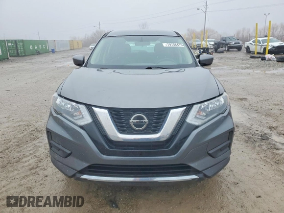 ✅ 2018 Nissan Rogue S • VIN: 5N1AT2MV6JC728382 • Lot: 79758475. Wystawiony na Copart z przebiegiem 111 348 mil. Bezpłatny archiwum sprzedaży aukcyjnych z USA i szczegółowy raport historii pojazdu na DreamBid. Zdjęcie 5.