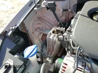 ✅ 2017 Hyundai Elantra Limited • VIN: 5NPD84LF2HH151633 • Lot: 84941325. Listed on Copart with 15,228 mi. Free auction sales archive from the USA and detailed vehicle history report at DreamBid. Image 13.