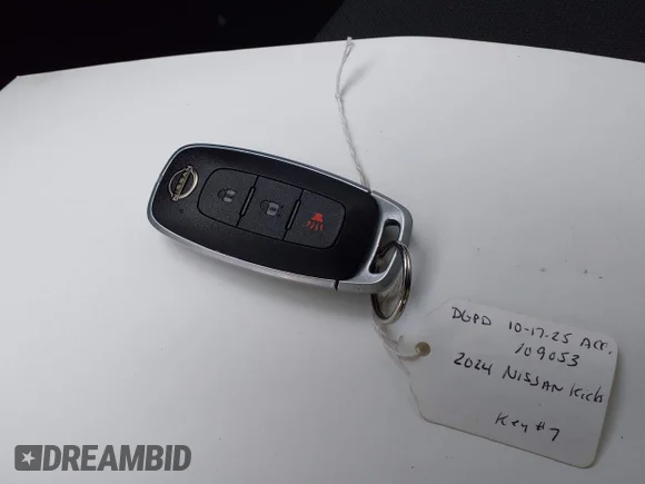✅ 2024 Nissan Kicks S • VIN: 3N1CP5BVXRL534057 • Lot: 43695140. Wystawiony na IAAI z przebiegiem 19 822 mil. Bezpłatny archiwum sprzedaży aukcyjnych z USA i szczegółowy raport historii pojazdu na DreamBid. Zdjęcie 11.