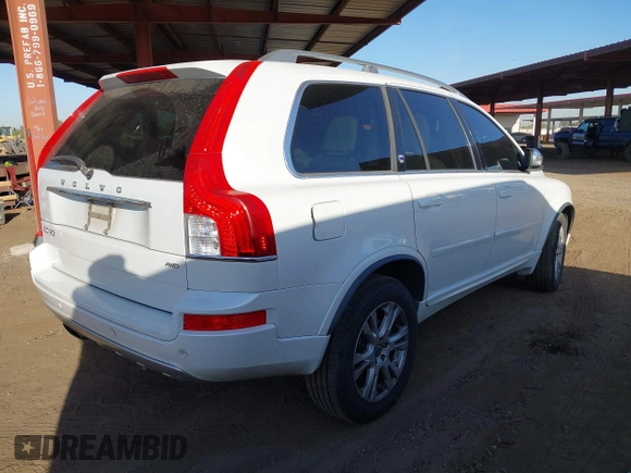 ✅ 2014 Volvo XC90 • VIN: YV4952CZ0E1691219 • Lot: 45190629. Wystawiony na IAAI z przebiegiem 89 633 mil. Bezpłatny archiwum sprzedaży aukcyjnych z USA i szczegółowy raport historii pojazdu na DreamBid. Zdjęcie 4.