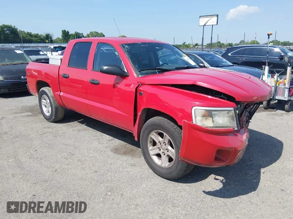 ✅ 2011 Ram Dakota Big Horn • VIN: 1D7RW3GP3BS702028 • Lot: 45263724. Wystawiony na IAAI z przebiegiem 153 745 mil. Bezpłatny archiwum sprzedaży aukcyjnych z USA i szczegółowy raport historii pojazdu na DreamBid. Zdjęcie 1.