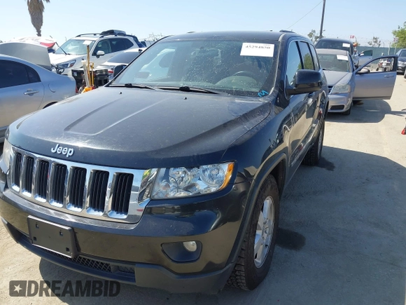✅ 2012 Jeep Grand Cherokee Laredo • VIN: 1C4RJEAG0CC305305 • Lot: 45294850. Wystawiony na IAAI z przebiegiem 156 318 mil. Bezpłatny archiwum sprzedaży aukcyjnych z USA i szczegółowy raport historii pojazdu na DreamBid. Zdjęcie 6.