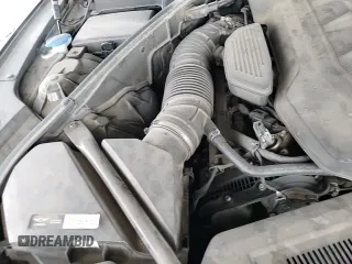 ✅ 2018 Genesis G80 3.8L • VIN: KMHGN4JE3JU249416 • Лот: 84773415. Опубликован ранее на Copart с пробегом 126 812 миль. Бесплатный доступ к архиву аукционных продаж из США и подробный отчёт об истории автомобиля на DreamBid. Изображение 14.