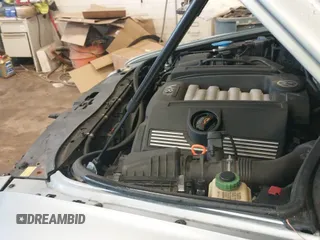 ✅ 2005 Volkswagen Touareg 4.2L V8 • VIN: WVGMM77L25D003038 • Lot: 42816227. Listed on IAAI with 158,017 mi. Free auction sales archive from the USA and detailed vehicle history report at DreamBid. Image 12.