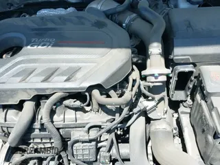 ✅ 2019 Kia Optima SX • VIN: 5XXGV4L2XKG334090 • Lot: 42570832. Wystawiony na IAAI z przebiegiem 103 868 mil. Bezpłatny archiwum sprzedaży aukcyjnych z USA i szczegółowy raport historii pojazdu na DreamBid. Zdjęcie 21.