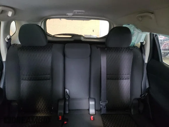 ✅ 2020 Nissan Rogue SV • VIN: KNMAT2MV2LP504543 • Lot: 70333562. Wystawiony na Copart z przebiegiem 71 805 mil. Bezpłatny archiwum sprzedaży aukcyjnych z USA i szczegółowy raport historii pojazdu na DreamBid. Zdjęcie 10.