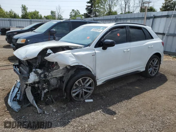 ✅ 2024 Audi Q3 S line Premium • VIN: WA1DECF33R1025787 • Lot: 66988595. Wystawiony na Copart z przebiegiem Nie podano. Bezpłatny archiwum sprzedaży aukcyjnych z USA i szczegółowy raport historii pojazdu na DreamBid. Zdjęcie 1.