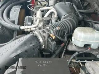 ✅ 2001 GMC Jimmy SLE • VIN: 1GKCS13W012143344 • Lot: 41385552. Wystawiony na IAAI z przebiegiem 216 127 mil. Bezpłatny archiwum sprzedaży aukcyjnych z USA i szczegółowy raport historii pojazdu na DreamBid. Zdjęcie 15.