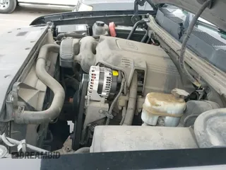 ✅ 2008 Chevrolet Silverado 1500 1LT • VIN: 1GCEK19048E114509 • Lot: 43498896. Listed on IAAI with 248,371 mi. Free auction sales archive from the USA and detailed vehicle history report at DreamBid. Image 19.