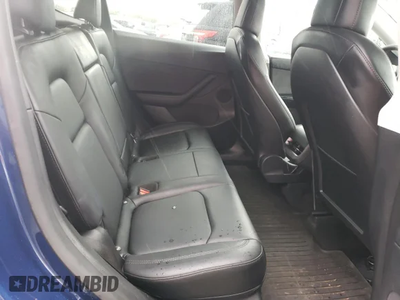 ✅ 2022 Tesla Model Y Long Range • VIN: 7SAYGDEE2NF395787 • Лот: 60122572. Опубликован ранее на Copart с пробегом 9 493 миль. Бесплатный доступ к архиву аукционных продаж из США и подробный отчёт об истории автомобиля на DreamBid. Изображение 6.