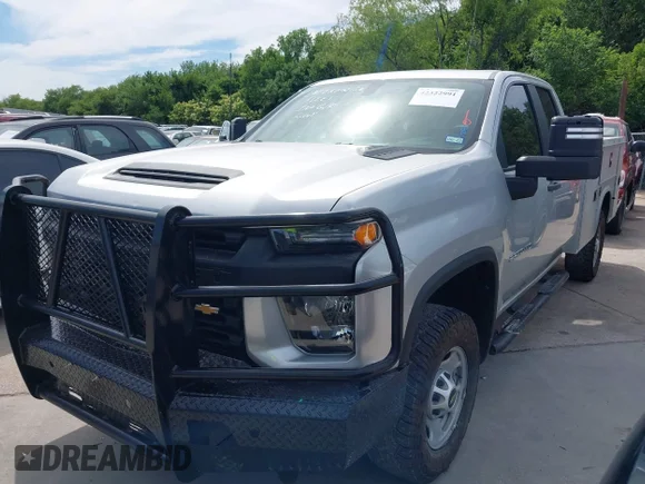 ✅ 2020 Chevrolet Silverado 2500HD • VIN: 1GB2YLE73LF242361 • Lot: 42322991. Wystawiony na IAAI z przebiegiem 119 838 mil. Bezpłatny archiwum sprzedaży aukcyjnych z USA i szczegółowy raport historii pojazdu na DreamBid. Zdjęcie 2.