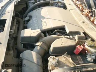 ✅ 2017 Ford Explorer XLT • VIN: 1FM5K8D84HGD21052 • Lot: 40819366. Wystawiony na IAAI z przebiegiem 131 481 mil. Bezpłatny archiwum sprzedaży aukcyjnych z USA i szczegółowy raport historii pojazdu na DreamBid. Zdjęcie 21.