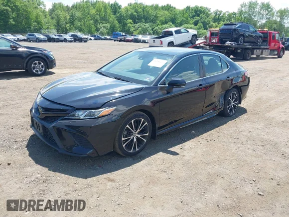 ✅ 2019 Toyota Camry SE • VIN: 4T1B11HK1KU831614 • Lot: 45256497. Wystawiony na IAAI z przebiegiem 106 295 mil. Bezpłatny archiwum sprzedaży aukcyjnych z USA i szczegółowy raport historii pojazdu na DreamBid. Zdjęcie 2.