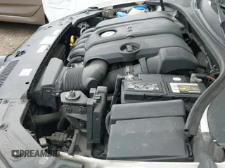 ✅ 2014 Volkswagen Passat SE • VIN: 1VWBP7A36EC018365 • Lot: 41930590. Wystawiony na IAAI z przebiegiem 139 899 mil. Bezpłatny archiwum sprzedaży aukcyjnych z USA i szczegółowy raport historii pojazdu na DreamBid. Zdjęcie 19.