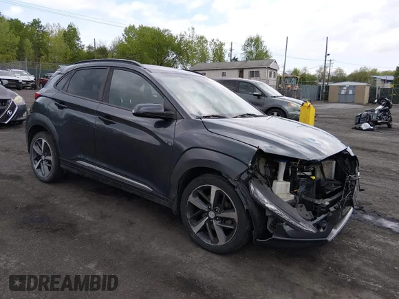 ✅ 2018 Hyundai Kona Limited • VIN: KM8K3CA59JU090184 • Lot: 45071378. Wystawiony na IAAI z przebiegiem 90 083 mil. Bezpłatny archiwum sprzedaży aukcyjnych z USA i szczegółowy raport historii pojazdu na DreamBid. Zdjęcie 1.