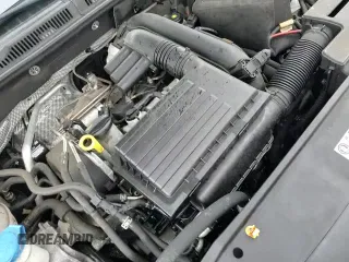 ✅ 2017 Volkswagen Jetta SE • VIN: 3VWDB7AJ2HM301189 • Лот: 85472035. Опубликован ранее на Copart с пробегом 84 872 миль. Бесплатный доступ к архиву аукционных продаж из США и подробный отчёт об истории автомобиля на DreamBid. Изображение 15.