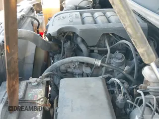 ✅ 2017 Toyota Tundra SR • VIN: 5TFRM5F12HX114478 • Lot: 42832118. Wystawiony na IAAI z przebiegiem 218 360 mil. Bezpłatny archiwum sprzedaży aukcyjnych z USA i szczegółowy raport historii pojazdu na DreamBid. Zdjęcie 19.