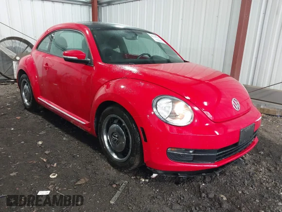 ✅ 2012 Volkswagen Beetle 2.5L • VIN: 3VWJX7AT0CM656148 • Лот: 41738742. Опубликован ранее на IAAI с пробегом 53 920 миль. Бесплатный доступ к архиву аукционных продаж из США и подробный отчёт об истории автомобиля на DreamBid. Изображение 1.