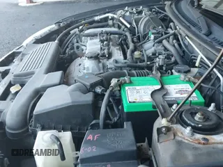 ✅ 2001 Mazda Protege LX • VIN: JM1BJ225210492624 • Lot: 43017930. Wystawiony na IAAI z przebiegiem 111 844 mil. Bezpłatny archiwum sprzedaży aukcyjnych z USA i szczegółowy raport historii pojazdu na DreamBid. Zdjęcie 12.