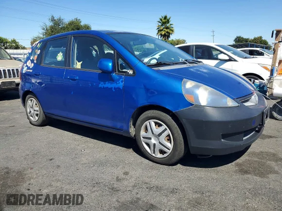 ✅ 2007 Honda Fit • VIN: JHMGD38417S013963 • Lot: 60691866. Wystawiony na Copart z przebiegiem 304 759 mil. Bezpłatny archiwum sprzedaży aukcyjnych z USA i szczegółowy raport historii pojazdu na DreamBid. Zdjęcie 4.