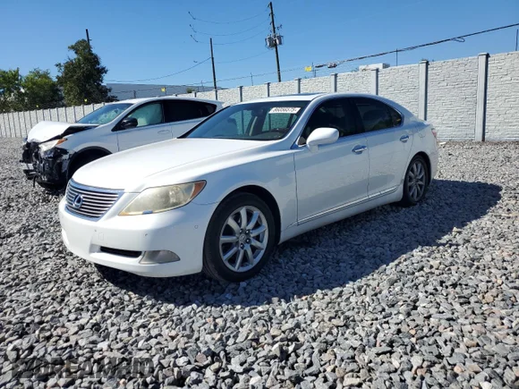 ✅ 2008 Lexus LS 460 • VIN: JTHBL46F385056966 • Лот: 86056575. Опубліковано раніше на Copart з пробігом 183 363 миль. Безкоштовний доступ до архіву аукціонних продажів зі США та докладний звіт про історію автомобіля на DreamBid. Зображення 1.