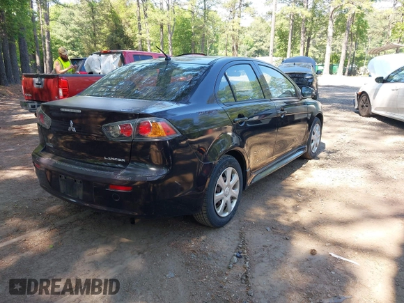 ✅ 2015 Mitsubishi Lancer ES • VIN: JA32U2FU9FU012053 • Lot: 45165247. Wystawiony na IAAI z przebiegiem 135 676 mil. Bezpłatny archiwum sprzedaży aukcyjnych z USA i szczegółowy raport historii pojazdu na DreamBid. Zdjęcie 4.