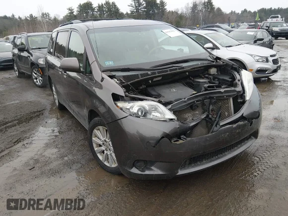 ✅ 2013 Toyota Sienna LE • VIN: 5TDJK3DC9DS050189 • Lot: 44383682. Listed on IAAI with 132,476 mi. Free auction sales archive from the USA and detailed vehicle history report at DreamBid. Image 1.