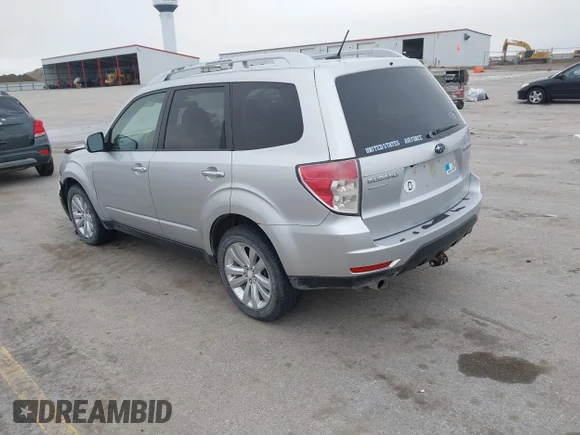 ✅ 2011 Subaru Forester X Touring • VIN: JF2SHAGC1BH713745 • Lot: 43569637. Listed on IAAI with 261,500 mi. Free auction sales archive from the USA and detailed vehicle history report at DreamBid. Image 3.