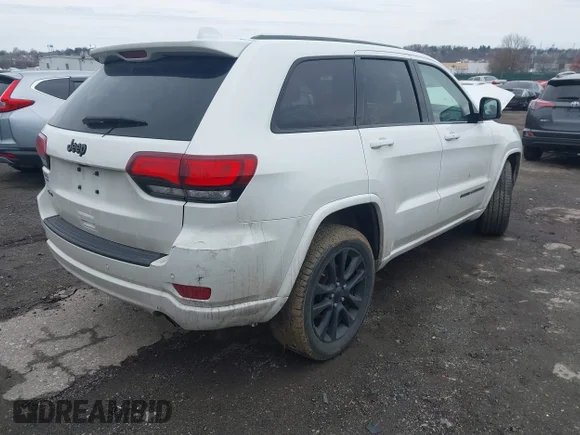 ✅ 2019 Jeep Grand Cherokee Altitude • VIN: 1C4RJFAG4KC545414 • Lot: 44696981. Wystawiony na IAAI z przebiegiem Nie podano. Bezpłatny archiwum sprzedaży aukcyjnych z USA i szczegółowy raport historii pojazdu na DreamBid. Zdjęcie 4.