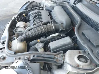 ✅ 2010 MINI Convertible S • VIN: WMWMS3C51ATY08732 • Lot: 43017608. Wystawiony na IAAI z przebiegiem 143 269 mil. Bezpłatny archiwum sprzedaży aukcyjnych z USA i szczegółowy raport historii pojazdu na DreamBid. Zdjęcie 13.