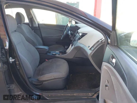 ✅ 2013 Hyundai Sonata GLS • VIN: 5NPEB4AC0DH534088 • Lot: 44244785. Wystawiony na IAAI z przebiegiem 196 920 mil. Bezpłatny archiwum sprzedaży aukcyjnych z USA i szczegółowy raport historii pojazdu na DreamBid. Zdjęcie 5.