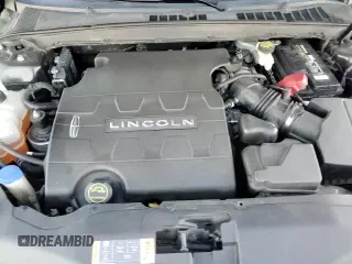 ✅ 2017 Lincoln Continental Livery • VIN: 1LN6L9UK0H5611366 • Лот: 94112055. Опубликован ранее на Copart с пробегом 51 481 миль. Бесплатный доступ к архиву аукционных продаж из США и подробный отчёт об истории автомобиля на DreamBid. Изображение 13.