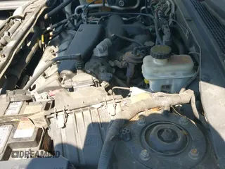 ✅ 2006 Ford Escape XLT • VIN: 1FMYU93146KB34972 • Lot: 43163967. Listed on IAAI with 183,705 mi. Free auction sales archive from the USA and detailed vehicle history report at DreamBid. Image 12.