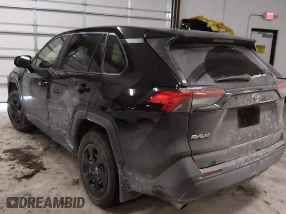 ✅ 2022 Toyota RAV4 LE • VIN: JTMF1RFV6ND089264 • Lot: 44212450. Listed on IAAI with 43,341 mi. Free auction sales archive from the USA and detailed vehicle history report at DreamBid. Image 3.