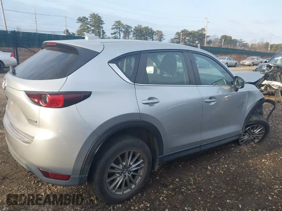 ✅ 2018 Mazda CX-5 Sport • VIN: JM3KFBBM4J0432859 • Lot: 44699630. Wystawiony na IAAI z przebiegiem 21 945 mil. Bezpłatny archiwum sprzedaży aukcyjnych z USA i szczegółowy raport historii pojazdu na DreamBid. Zdjęcie 4.