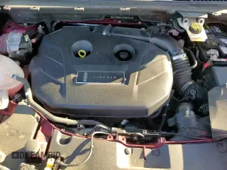 ✅ 2017 Lincoln MKC Select • VIN: 5LMCJ2D90HUL63104 • Lot: 89887975. Wystawiony na Copart z przebiegiem 33 286 mil. Bezpłatny archiwum sprzedaży aukcyjnych z USA i szczegółowy raport historii pojazdu na DreamBid. Zdjęcie 16.