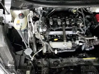 ✅ 2025 Nissan Versa SV • VIN: 3N1CN8EV1SL856255 • Lot: 93241555. Wystawiony na Copart z przebiegiem 8 442 mil. Bezpłatny archiwum sprzedaży aukcyjnych z USA i szczegółowy raport historii pojazdu na DreamBid. Zdjęcie 13.