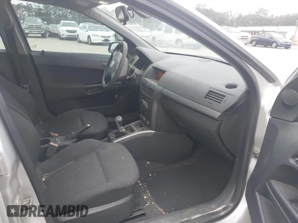 ✅ 2008 Saturn Astra XE • VIN: W08AR671X85068289 • Lot: 44808850. Wystawiony na IAAI z przebiegiem 286 424 mil. Bezpłatny archiwum sprzedaży aukcyjnych z USA i szczegółowy raport historii pojazdu na DreamBid. Zdjęcie 5.