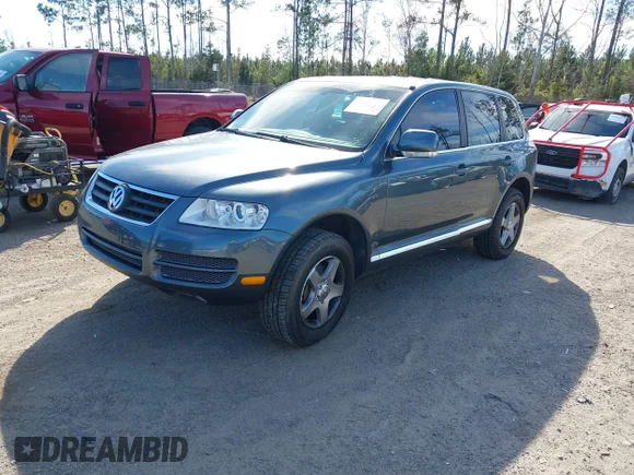 ✅ 2006 Volkswagen Touareg 3.2L V6 • VIN: WVGZG77L26D029749 • Lot: 44454015. Wystawiony na IAAI z przebiegiem 201 469 mil. Bezpłatny archiwum sprzedaży aukcyjnych z USA i szczegółowy raport historii pojazdu na DreamBid. Zdjęcie 2.