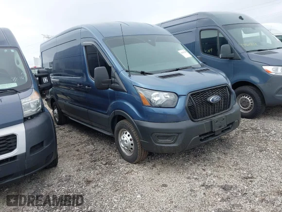 ✅ 2024 Ford Transit Cargo • VIN: 1FTBR2C84RKA04257 • Лот: 44701349. Опубліковано раніше на IAAI з пробігом 27 794 миль. Безкоштовний доступ до архіву аукціонних продажів зі США та докладний звіт про історію автомобіля на DreamBid. Зображення 1.
